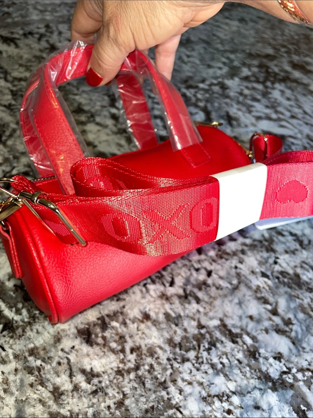 XOXO Red Mini Barrel Satchel with Gold Stud Logo - XOXO Guitar strap - Picture 9 of 9